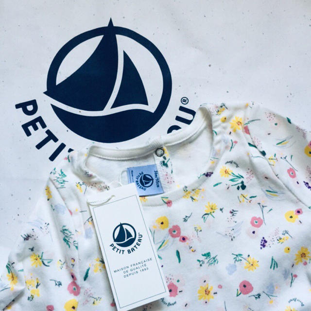 PETIT BATEAU(プチバトー)のryuyu-a様専用 キッズ/ベビー/マタニティのベビー服(~85cm)(Ｔシャツ)の商品写真