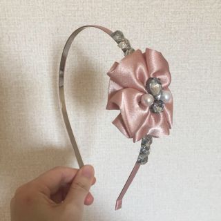 花カチューシャ(ヘアアクセサリー)