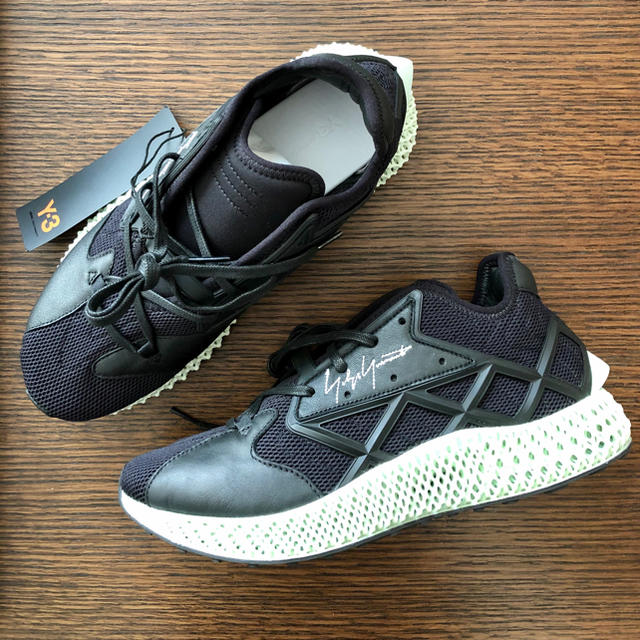 Y-3(ワイスリー)のY-3 Runner 4D メンズの靴/シューズ(スニーカー)の商品写真