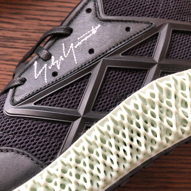 Y-3(ワイスリー)のY-3 Runner 4D メンズの靴/シューズ(スニーカー)の商品写真