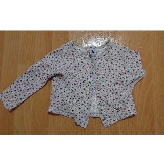 プチバトー(PETIT BATEAU)のプチバトー   小花柄カーディガン 18m(カーディガン/ボレロ)