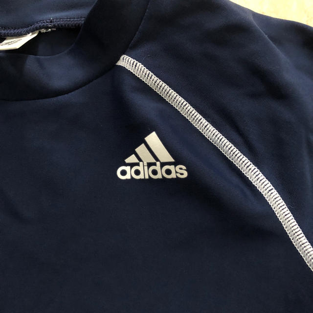 adidas(アディダス)のお値下げ　アディダス　ラッシュガード　プールなど キッズ/ベビー/マタニティのキッズ服男の子用(90cm~)(水着)の商品写真