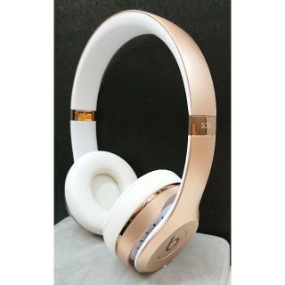 ビーツバイドクタードレ(Beats by Dr Dre)のBeats Solo3 ワイヤレス　Bluetooth ヘッドフォン　ゴールド(ヘッドフォン/イヤフォン)