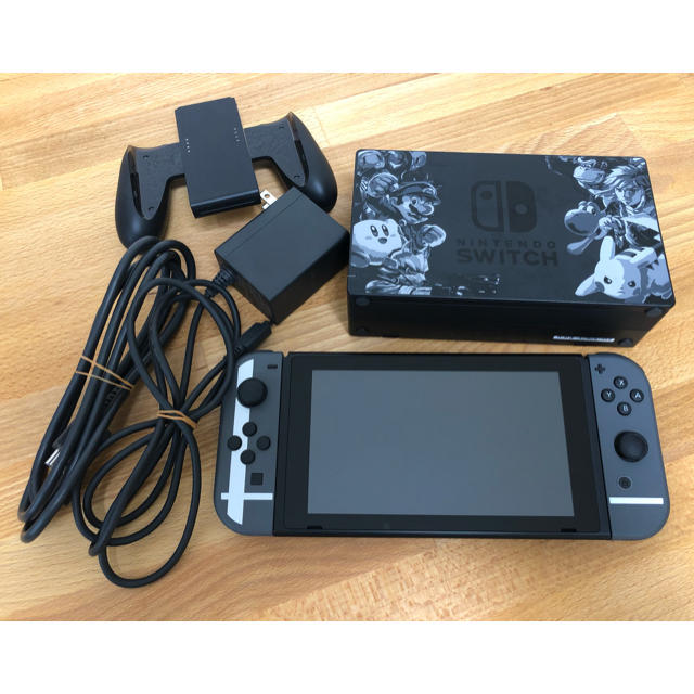 Nintendo Switch スマブラ版 箱・説明書・ストラップなし