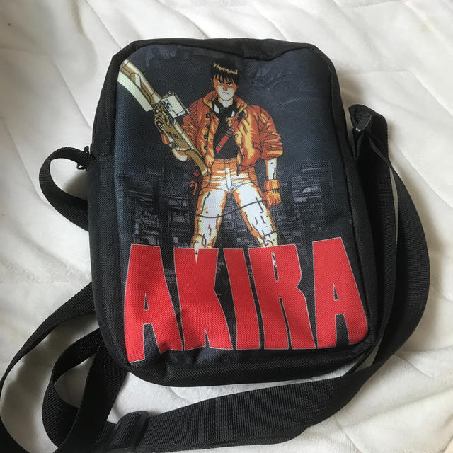AKIRA  メンズのバッグ(ボディーバッグ)の商品写真