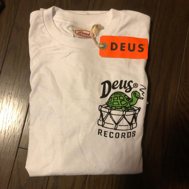 Deus ex Machina(デウスエクスマキナ)のdeus records デウス　Tシャツ メンズのトップス(Tシャツ/カットソー(半袖/袖なし))の商品写真