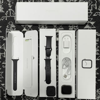 アップルウォッチ(Apple Watch)のApple Watch series4 44mm スペースグレー(腕時計(デジタル))