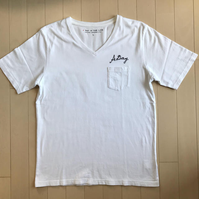 UNITED ARROWS(ユナイテッドアローズ)のユナイテッドアローズ　VネックTシャツ メンズのトップス(Tシャツ/カットソー(半袖/袖なし))の商品写真