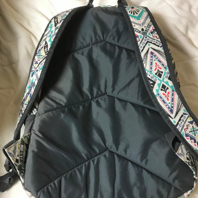 DAKINE ダカイン リュック バックパック 22L ベージュ