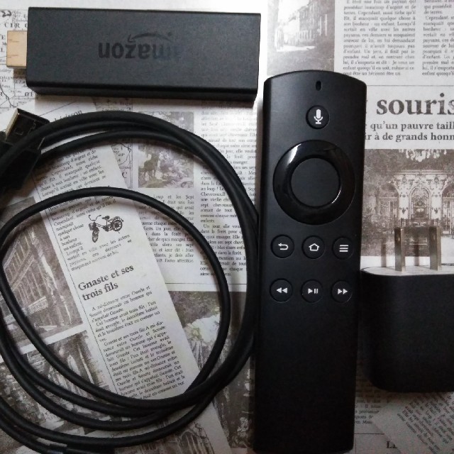 Amazon Fire TV Stick　アマゾンファイヤースティック第2世代 スマホ/家電/カメラのテレビ/映像機器(映像用ケーブル)の商品写真