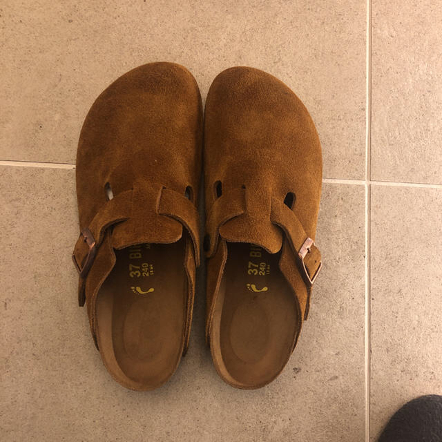 BIRKENSTOCK(ビルケンシュトック)の最終値下げ ビルケンシュトック ボストン 37 ほぼ未使用 23.5-24.0 レディースの靴/シューズ(サンダル)の商品写真