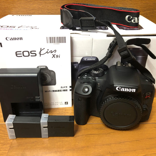 Canon EOS Kiss X9i 超美品 バッテリー２個・保護フィルム付き