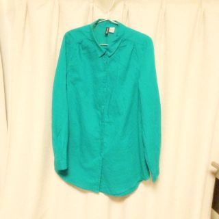 エイチアンドエム(H&M)のなぁさ☆様9/30までお取り置き(シャツ/ブラウス(長袖/七分))