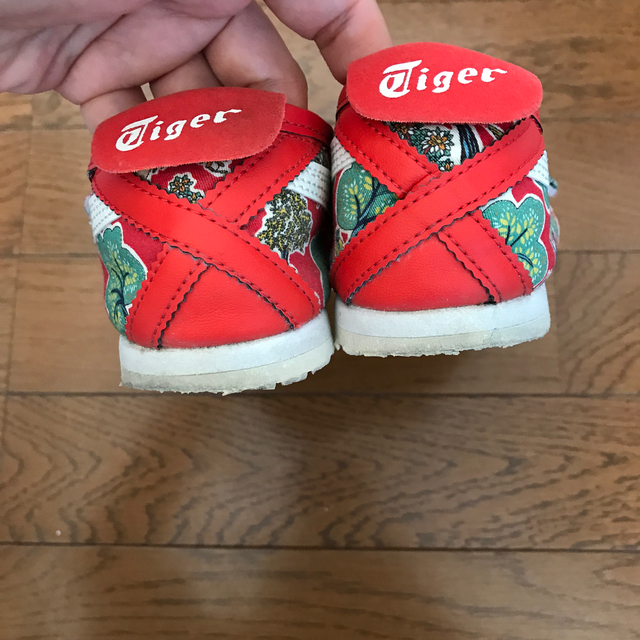 Onitsuka Tiger(オニツカタイガー)のオニツカタイガー　スニーカー　22㎝ レディースの靴/シューズ(スニーカー)の商品写真