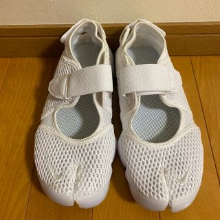 ナイキ(NIKE)のNIKE ナイキ エアリフト 23cm 白 ホワイト(スニーカー)