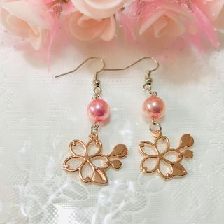 桜のピアス(ピンク)＊ハンドメイド(ピアス)