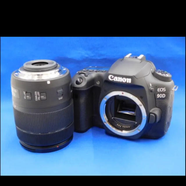カメラEOS 90D EF-S18-135mm ISUSM レンズキット　ほぼ未使用品