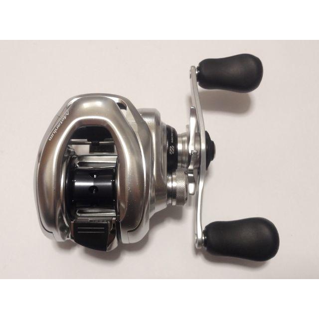 SHIMANO(シマノ)のシマノ　メタニウムMGL　XG　8.5　右ハンドル　 スポーツ/アウトドアのフィッシング(リール)の商品写真