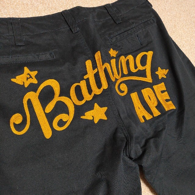 A BATHING APE（エイプ）ロゴチノパン