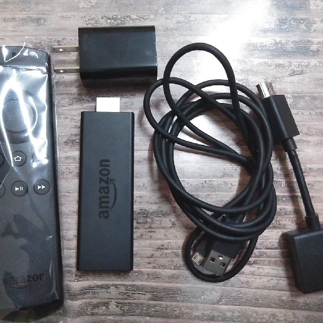 Amazon Fire TV Stick　アマゾンファイヤースティック第2世代 スマホ/家電/カメラのテレビ/映像機器(映像用ケーブル)の商品写真