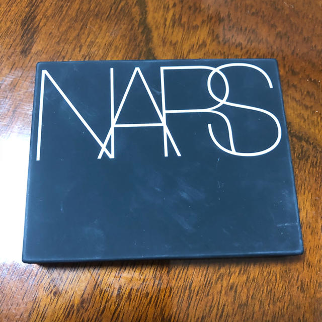 NARS(ナーズ)のナーズ　限定アイシャドウパレット　1192 コスメ/美容のベースメイク/化粧品(アイシャドウ)の商品写真