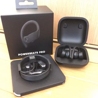 ビーツバイドクタードレ(Beats by Dr Dre)のpowerbeats pro 黒(ヘッドフォン/イヤフォン)