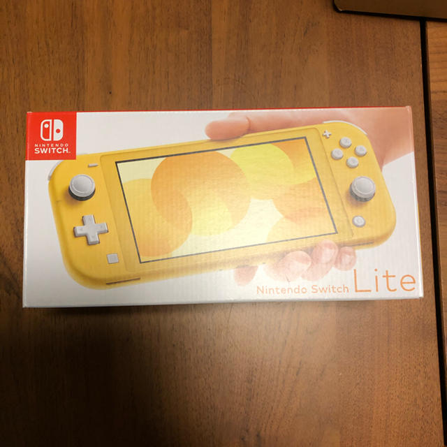 任天堂Switch ライト イエロー 新品未使用 印なし - 家庭用ゲーム機本体