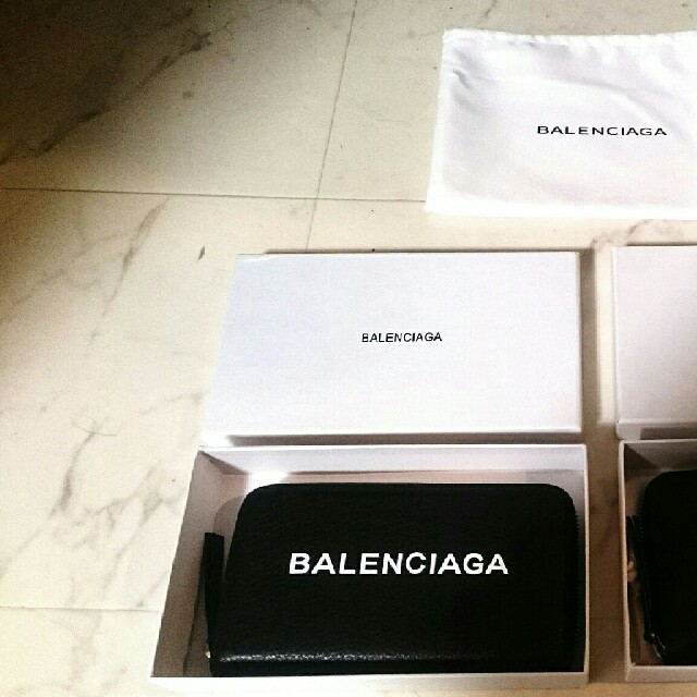 BALENCIAGA 長財布