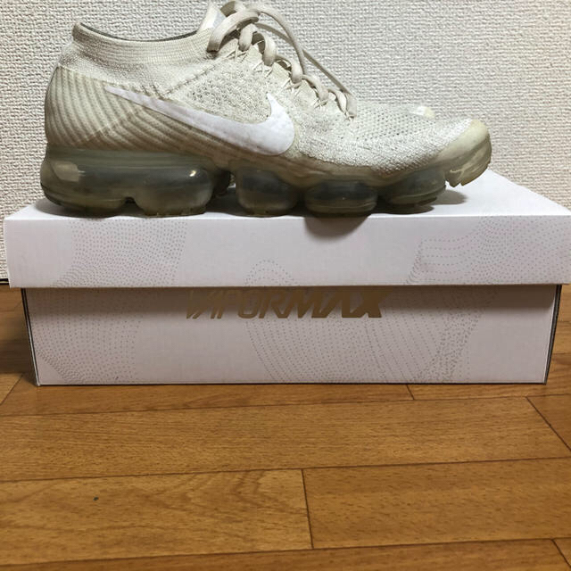 NIKE(ナイキ)のNIKE WMNS AIR VAPORMAX FLYKNIT 27.0cm メンズの靴/シューズ(スニーカー)の商品写真