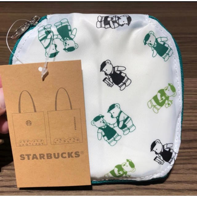 Starbucks Coffee(スターバックスコーヒー)の限定！スターバックス 海外台湾 2019 非売品　カバー付きエコバッグ　  レディースのバッグ(エコバッグ)の商品写真