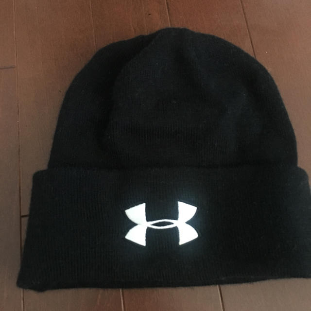 UNDER ARMOUR(アンダーアーマー)のアンダーアーマー ニットキャップ メンズの帽子(ニット帽/ビーニー)の商品写真