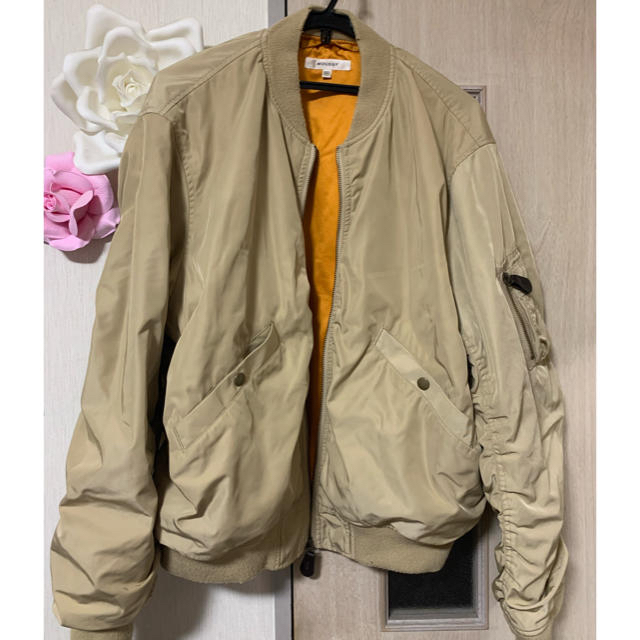moussy(マウジー)のojun15様専用⭐︎moussy ブルゾンベージュ レディースのジャケット/アウター(ブルゾン)の商品写真