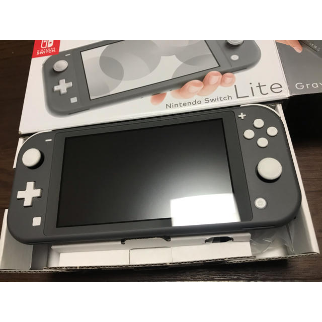 ニンテンドースイッチ ライト NINTENDO SWITCH LITE 超美品 ニンテンドースイッチ ライト NINTENDO SWITCH LITE 超美品
