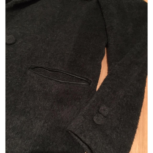 グレイ色 チェスターコート レディースのジャケット/アウター(チェスターコート)の商品写真