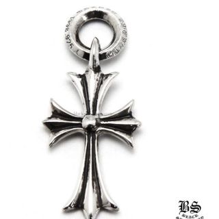 クロムハーツ(Chrome Hearts)のクロムハーツ【Chrome Hearts】タイニー CH クロス チャーム(ネックレス)