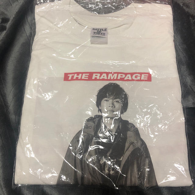 THE RAMPAGE(ザランページ)の[未使用]BOT Tシャツ　川村壱馬 エンタメ/ホビーのタレントグッズ(ミュージシャン)の商品写真