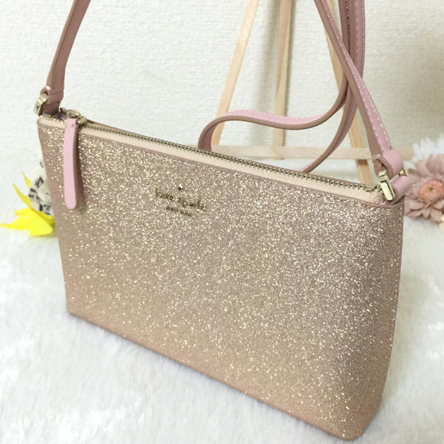 新色 グリッター KATE SPADE 斜めがけ ショルダーバッグ - ショルダー