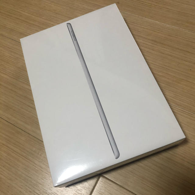 ★新品未開封 iPad Wi-Fi 128GB Silver MW782J/A