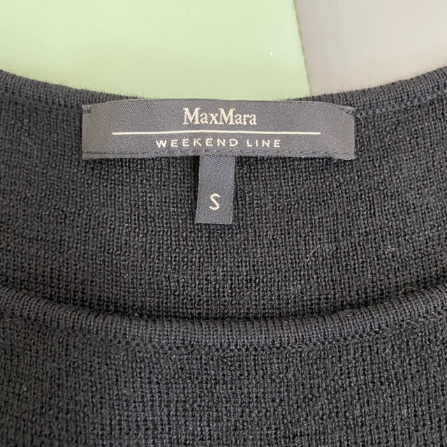 Max Mara(マックスマーラ)のMaxMara カットソー　マックスマーラ　黒　ウール　薄手　春秋　セーター レディースのトップス(ニット/セーター)の商品写真