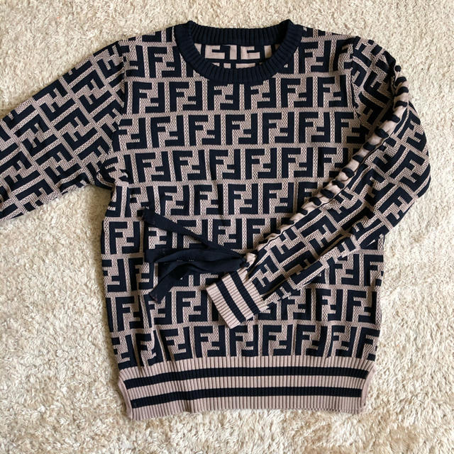 FENDI - FENDI セーターの通販 by haru___oOoO's shop｜フェンディならラクマ