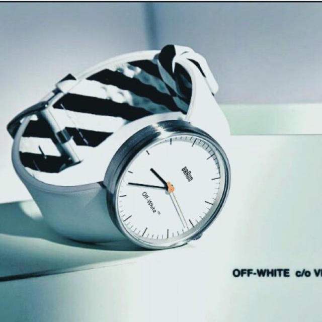 Off-White×BRAUN アナログ腕時計