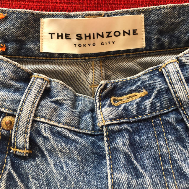 Shinzone(シンゾーン)のシンゾーン キャロットデニム　希少サイズPO レディースのパンツ(デニム/ジーンズ)の商品写真
