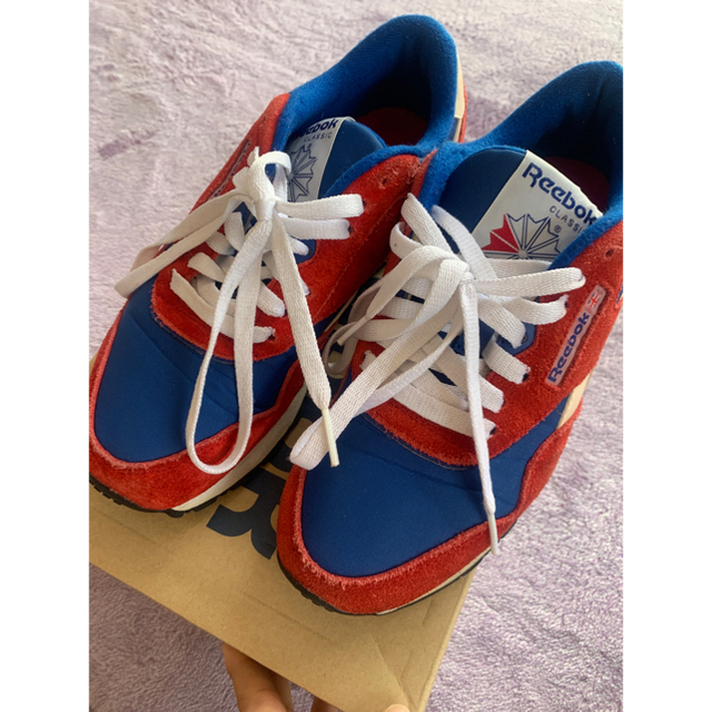 TOMMY(トミー)のTOMMY スウェットワンピース　Reebokスニーカーセット レディースのトップス(トレーナー/スウェット)の商品写真