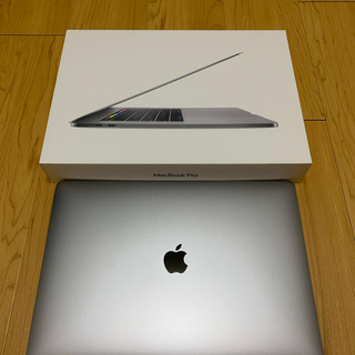 マック(Mac (Apple))の極美品！ macbook pro 15インチ 2018 32GB 512GB(ノートPC)