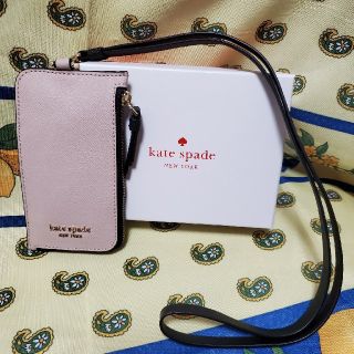 ケイトスペードニューヨーク(kate spade new york)の新品kate spade首下げタイプのパスケース箱つき(名刺入れ/定期入れ)