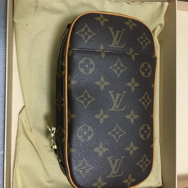 LOUIS VUITTON、ルイ ヴィトン モノグラム ボディバッグ