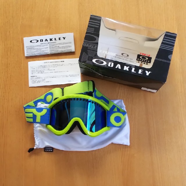 Oakley(オークリー)のオークリー ゴーグル スポーツ/アウトドアのスノーボード(アクセサリー)の商品写真