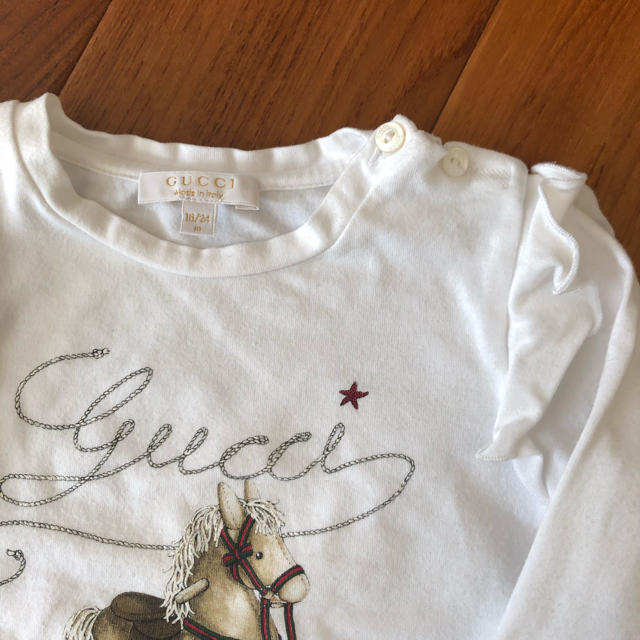 Gucci(グッチ)のグッチ　ロンT 90 女の子 キッズ/ベビー/マタニティのキッズ服女の子用(90cm~)(Tシャツ/カットソー)の商品写真