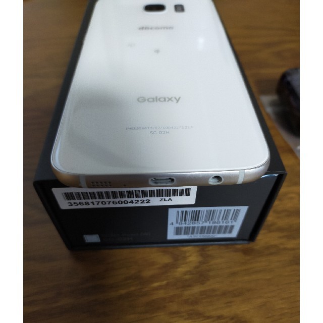 Galaxy(ギャラクシー)のGalaxy S7 Edge SIMロック解除済 スマホ/家電/カメラのスマートフォン/携帯電話(スマートフォン本体)の商品写真