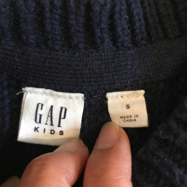 GAP Kids(ギャップキッズ)のGAP KIDS  ニットセーター　120cm S キッズ/ベビー/マタニティのキッズ服女の子用(90cm~)(ニット)の商品写真